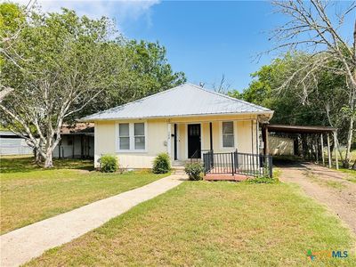 108 Nieman St, Yoakum, TX, 77995