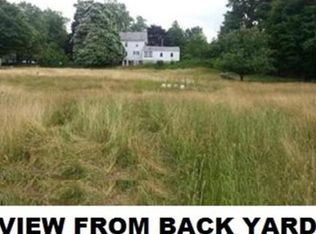 5 Main St, Wales, MA 01081