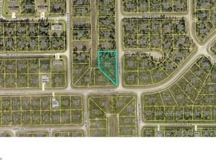 372/374 Urbana St, Lehigh Acres, FL 33972