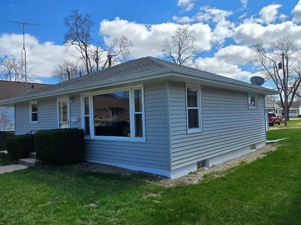 1124 13th Ave, Fulton, IL 61252