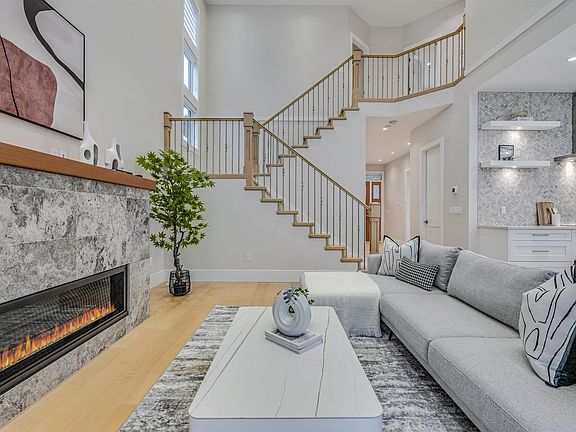 4th image of 15387 Pacific Ave