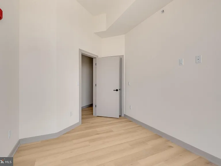 689 N Broad St #203 — Photo 12