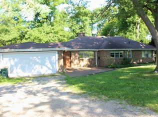 1104 Timber Trails Rd, Downers Grove, IL 60516