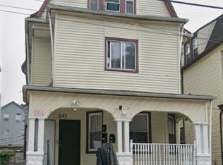 243 N 11th St #1F, Newark, NJ 07107