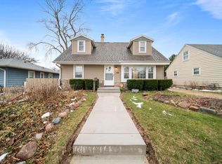 4110 S Herman St, Milwaukee, WI 53207