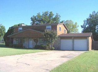 1614 Queens Ave, Ponca City, OK 74604