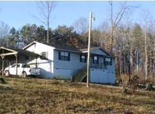 162 Raccoon Hl, Chickamauga, GA 30707