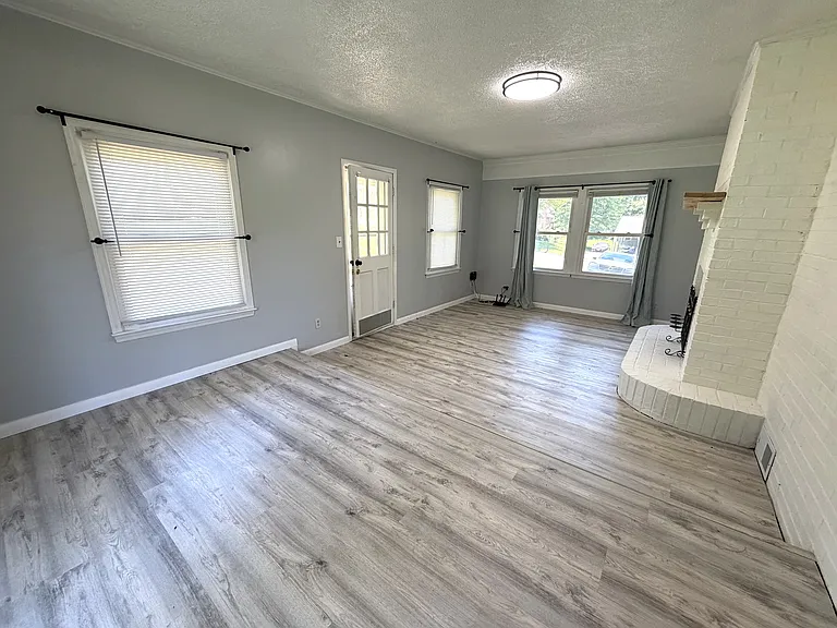 1125 Sheffield Dr — Photo 12