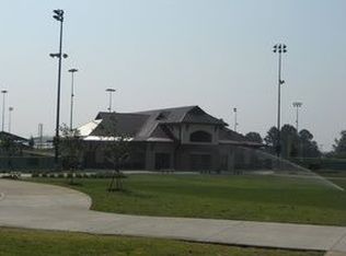 1342 Robins St, Conway, AR 72034