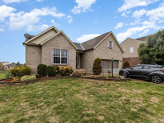 2nd image of 8639 Eden Ct