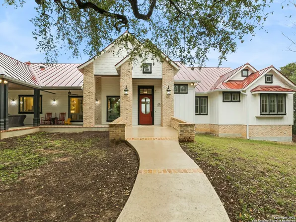 36 AMMANN RD, Boerne, TX 78015