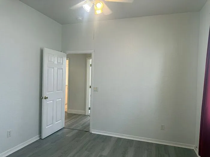 218 N Hampton Dr — Photo 29