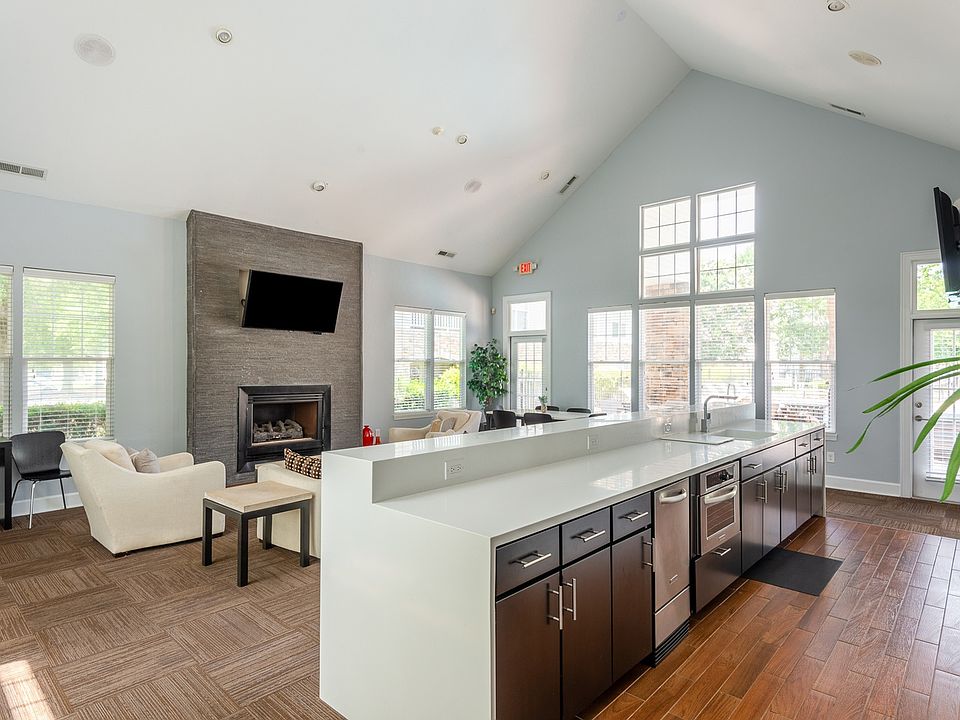 Clubhouse Kitchen