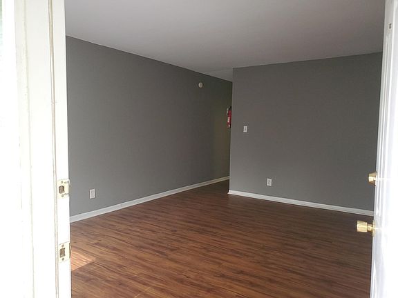 Living Room Main entry
