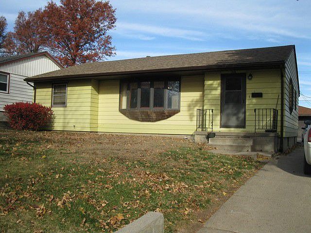 1st image of 816 13th Ave