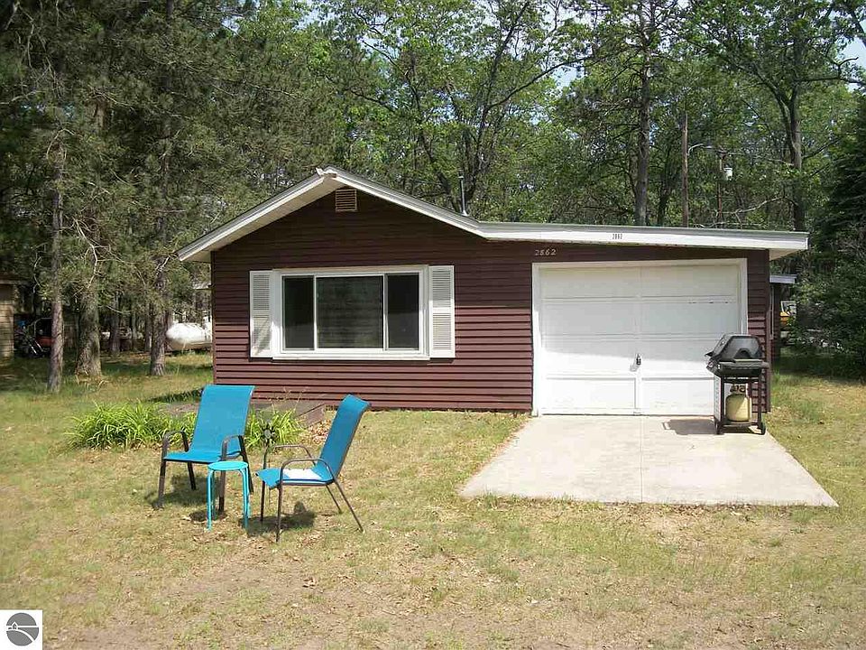 1st image of 2862 Leone Dr