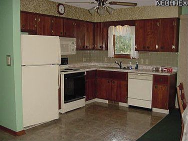 2nd image of 196 Greenridge Dr
