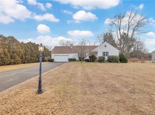 1338 Mapleton Ave, Suffield, CT 06078