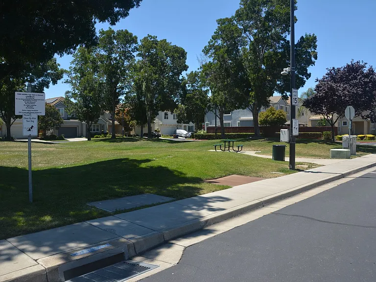1019 Cape May Dr — Photo 44