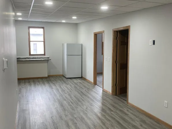 154 S Main St #4, Cadiz, OH 43907