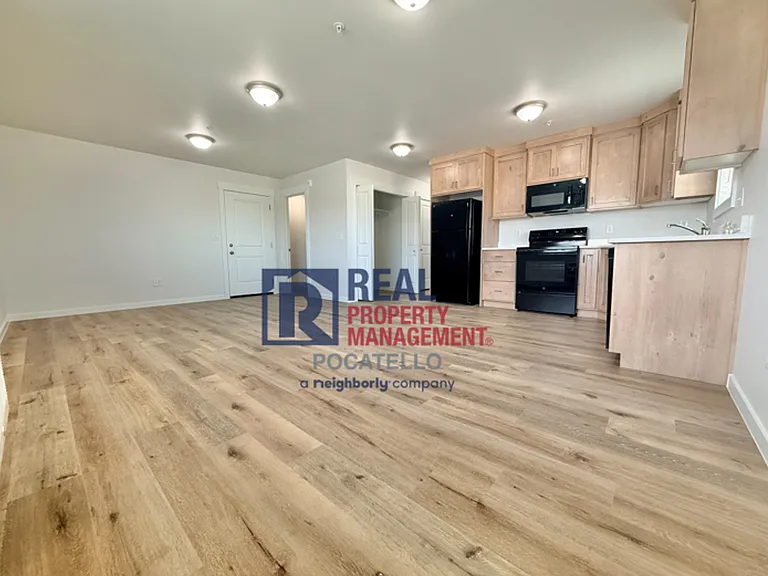 5405 Park Lawn Dr #103-204 — Photo 6