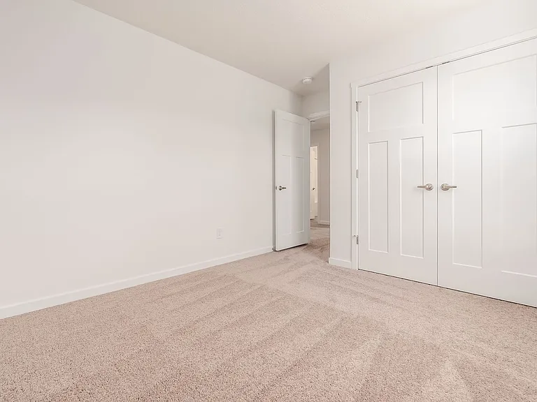 2787 Horsham Dr — Photo 32