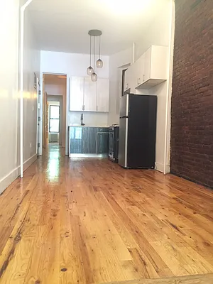 Rented by EXR | media 21