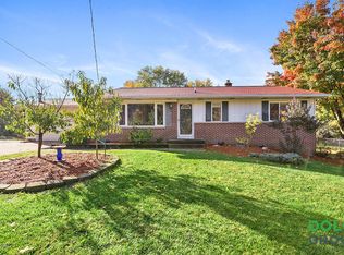 46 Seven Mile Rd NE, Comstock Park, MI 49321