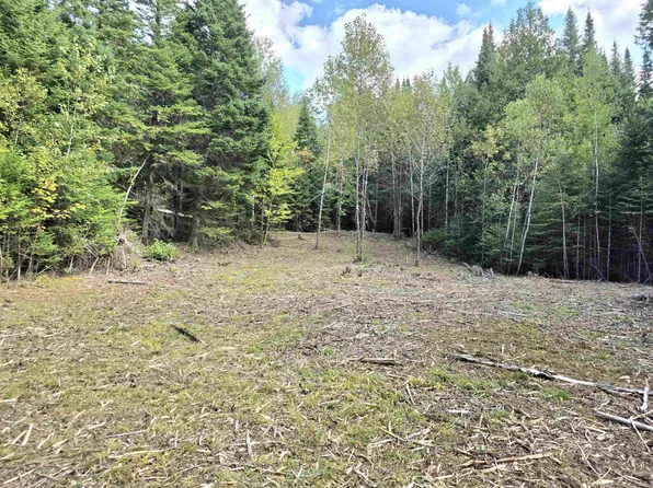 Cricket Lane, Colebrook, NH 03576