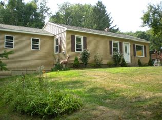 9 George St, Charlton, MA 01507