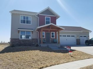 409 Ashby Cir, Gilbert, IA 50105