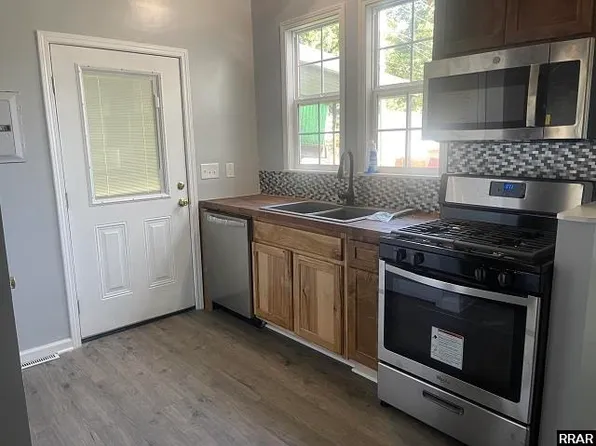 622 S 2nd St, Union City, TN 38261