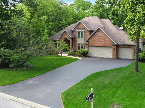 12163 S Williams Ct, Crown Point, IN 46307