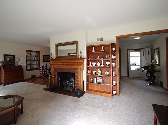 5th image of 905 Brookhaven Dr
