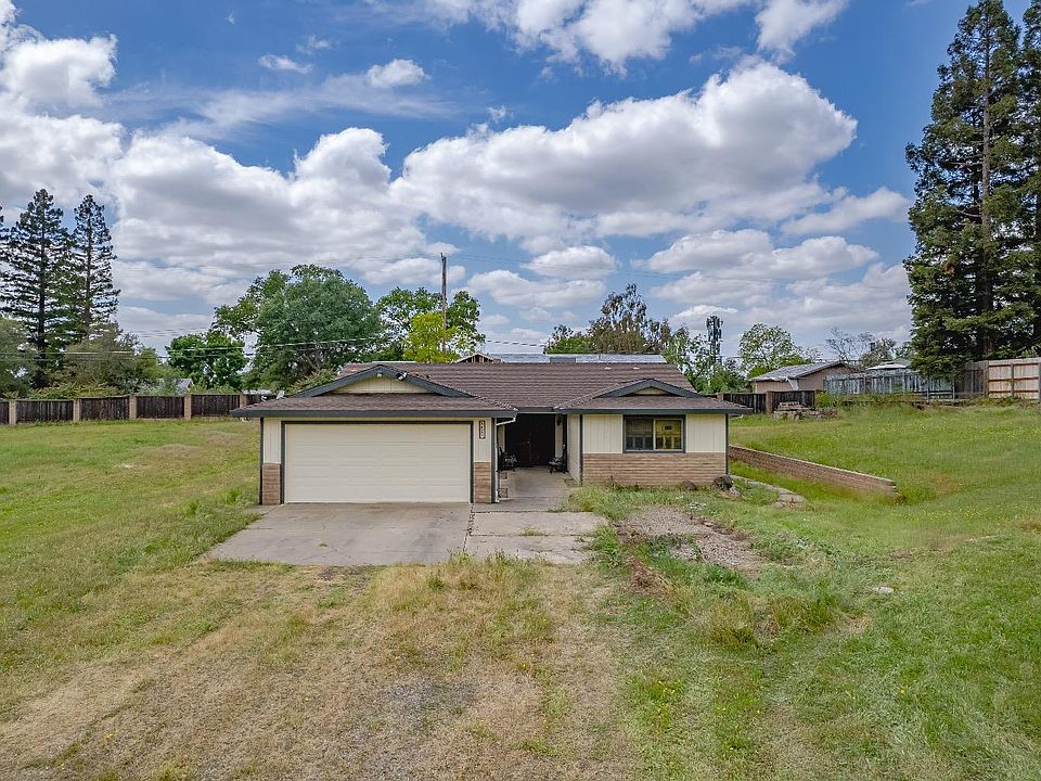 1st image of 8057 Twin Oaks Ave