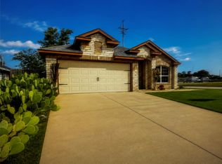 2900 Fitzhugh Ave, Fort Worth, TX 76105