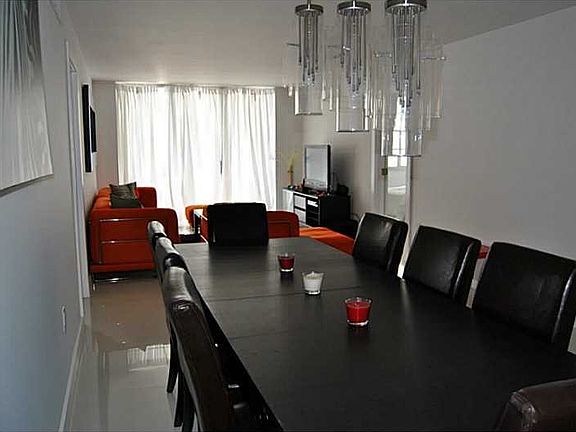 5th image of 5701 Collins Ave APT 921