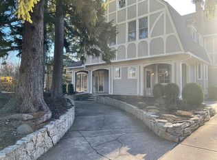 1440 Sheridan Rd, Highland Park, IL 60035