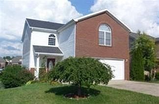 1st image of 352 Village Dr