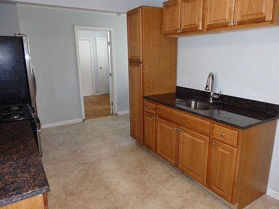 4th image of 207 Butler Blvd