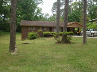 452 Stonewood Dr, Stone Mountain, GA 30087