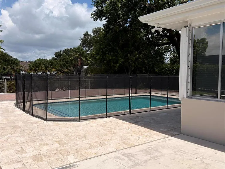 7500 SW 98th Ct — Photo 20