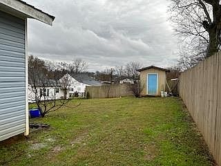 4th image of 205 W Waterworks St