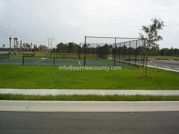 3rd image of 2684 Sunset Lake Dr