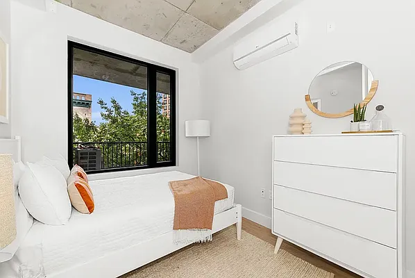 Rented by Highline Residential | media 10