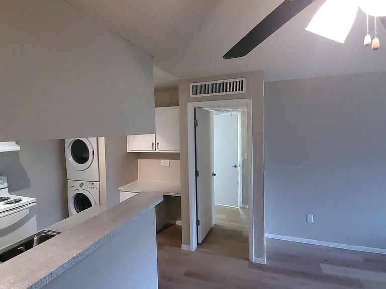 Sand Pebble Community *Renovated Units — Photo 19