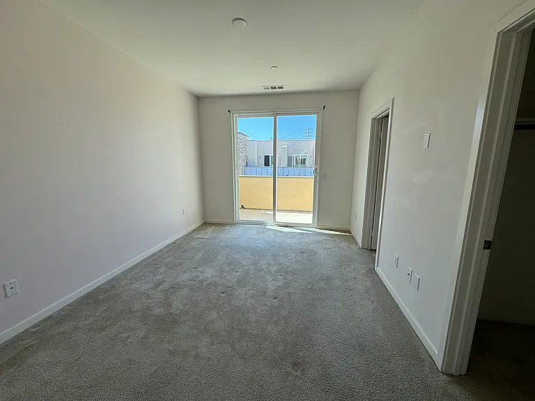 3rd floor: primary bedroom with balcony, full bathroom attached, walk-in closet