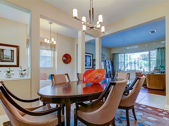 5th image of 2237 Highland Woods Dr