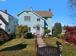 1390 Jerome Ave, Astoria, OR 97103