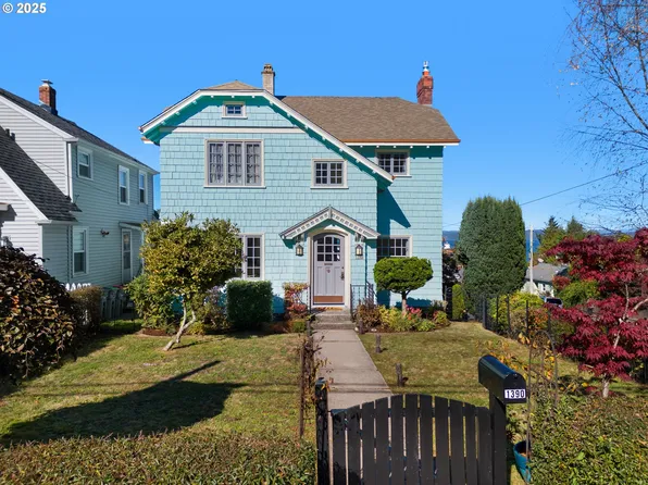 1390 Jerome Ave, Astoria, OR 97103